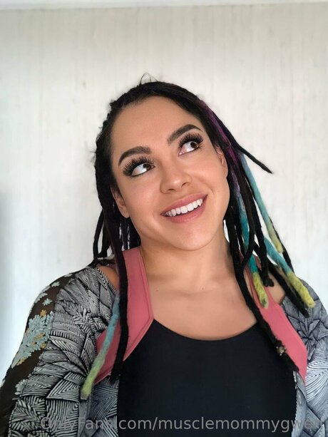 Queenmuscleavery star du porno sexy galeries