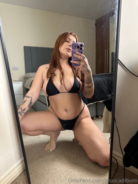 Jessicadiburn étoile adulte photos