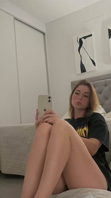 Iamfoxyy sexe star du porno photos