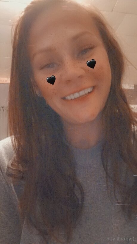 Heylilbaby star du porno gratuite des photos