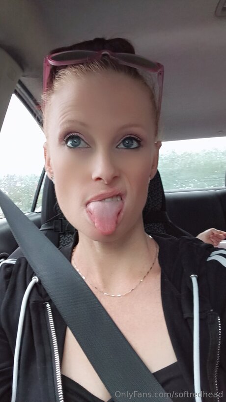 Softredhead star du porno archive