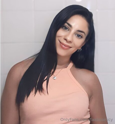 Tugatitavis star du porno sympa galeries