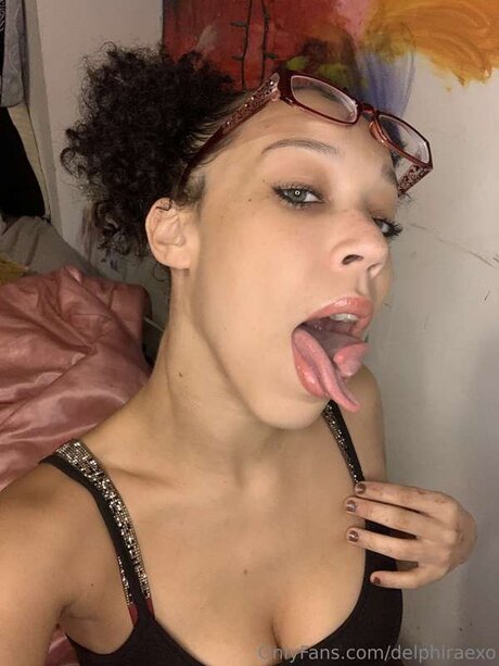 Delphiraexo star du porno hd archive