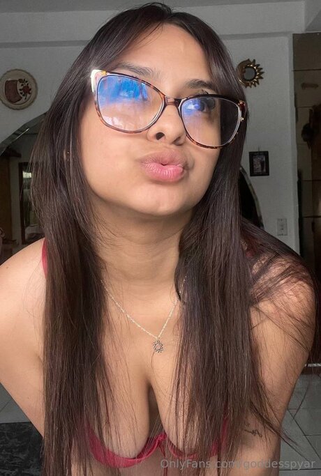 Goddesspyar jolie actrice image