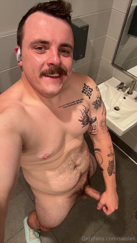 infirmière brune onlyfans nus chauds des photos