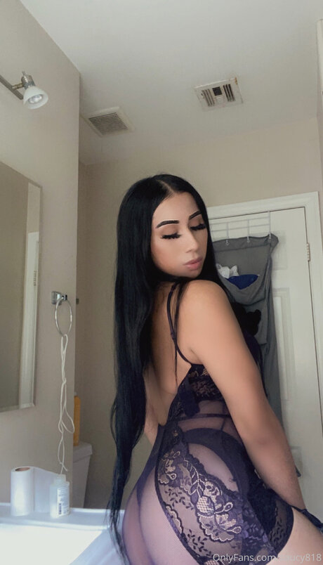 Saucy818 art star du porno des photos