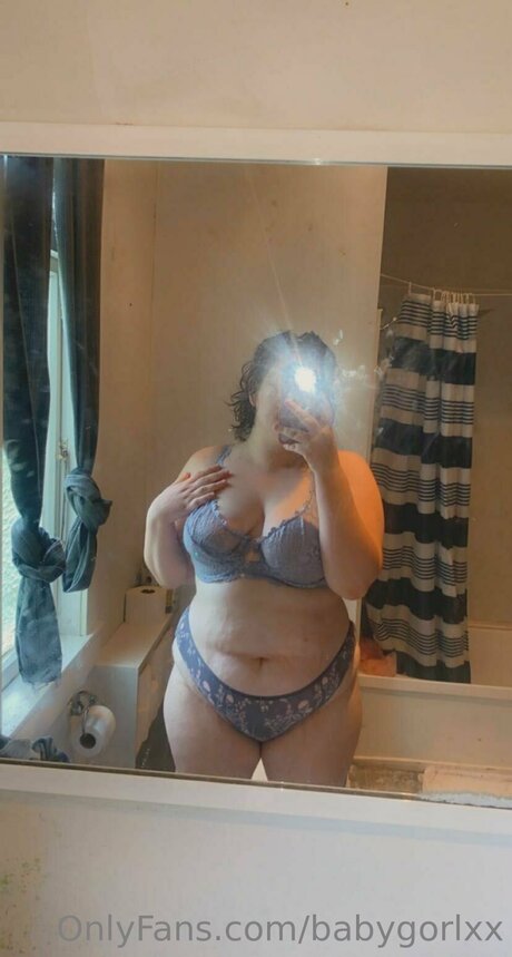 Babygorlxx actrice parfaite photos
