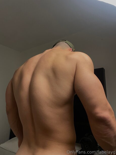 Fabelayg modèle pornographique img