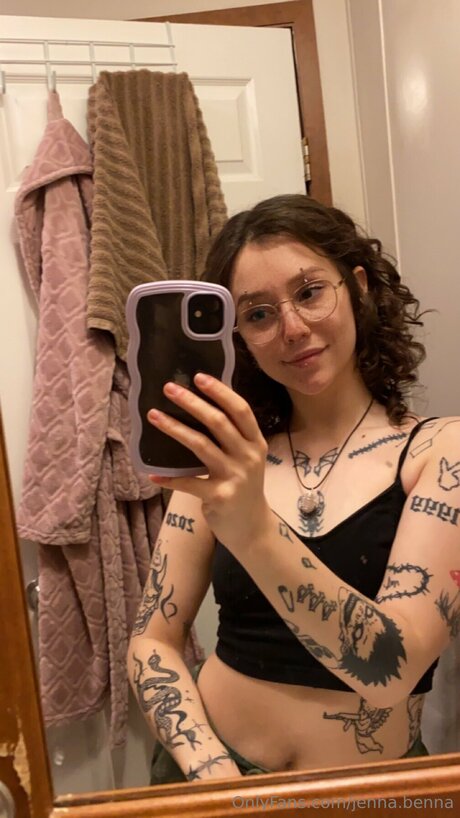 Jenna Benna actrice porno image