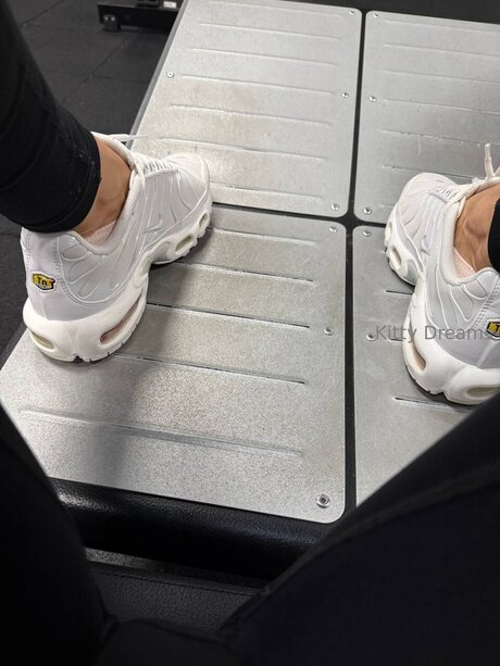 Kitty Dreams Vip étoile hd img