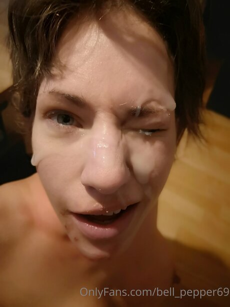 blonde au gros cul onlyfans chaud de haute qualité des photos