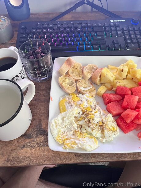 Buffnick modèle sexy image