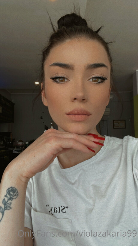 Violazakaria99 actrice exclusive galeries