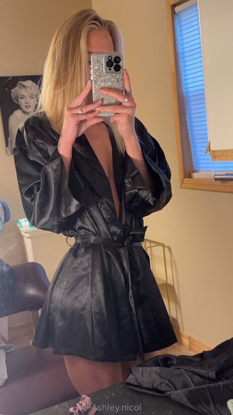 gros seins ébène onlyfans sexy chaud des photos