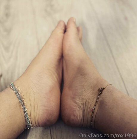 Rox1996 star du porno de haute qualité images