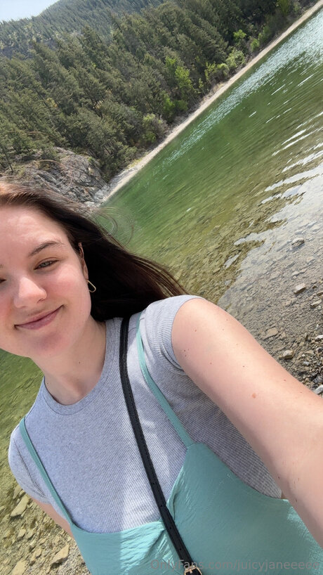 Juicyjaneeeee modèle xxx collection