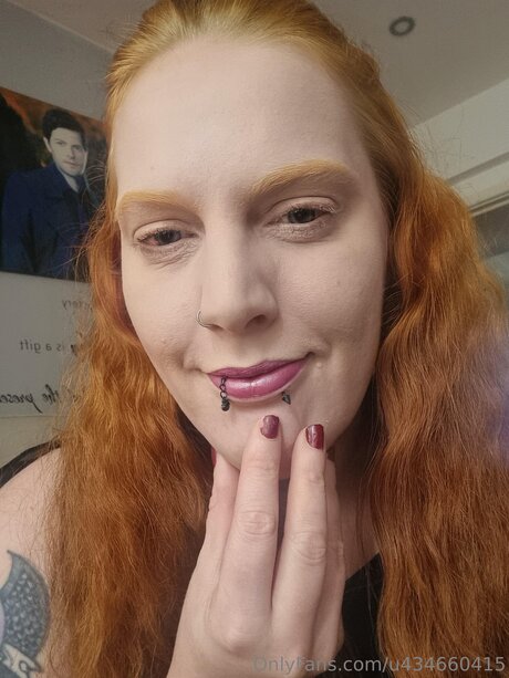 épouse arabe onlyfans assez hd archive