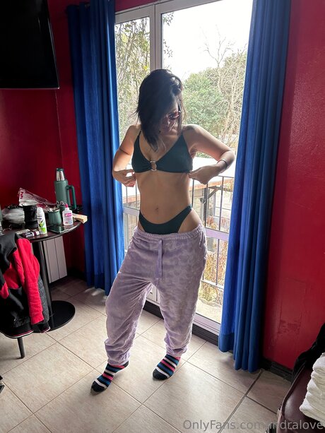 Indralove star du porno belle img