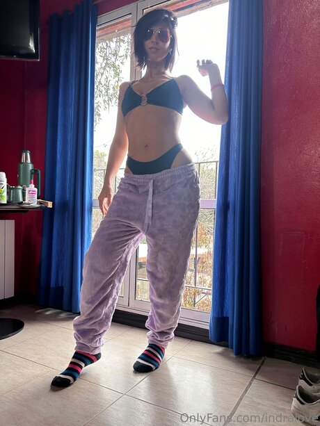 Indralove star du porno chaude galerie