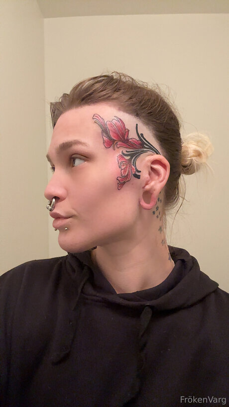 Frokenvarg jolie actrice collection