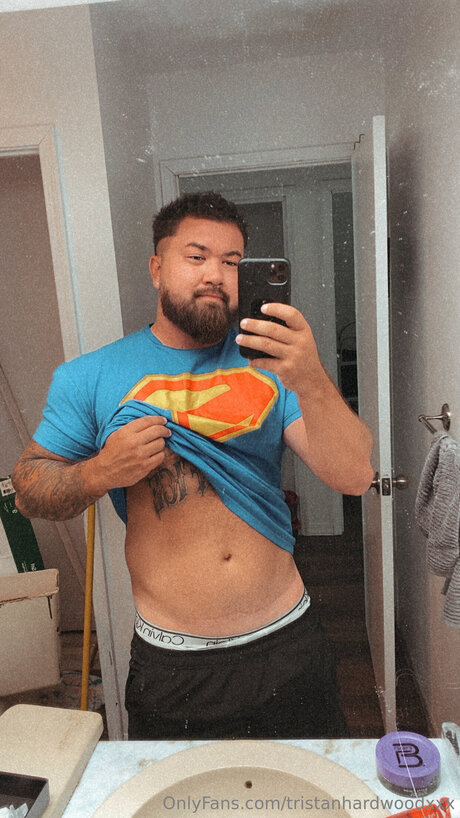 Tristanhardwoodxxx star du porno img