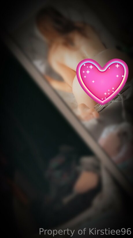 Kirstiee96free modèle de sexe photo