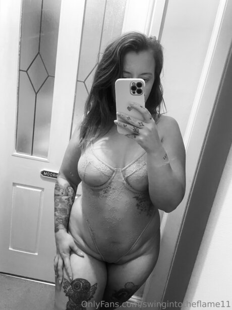 Swingintotheflame11 sexe de star du porno img