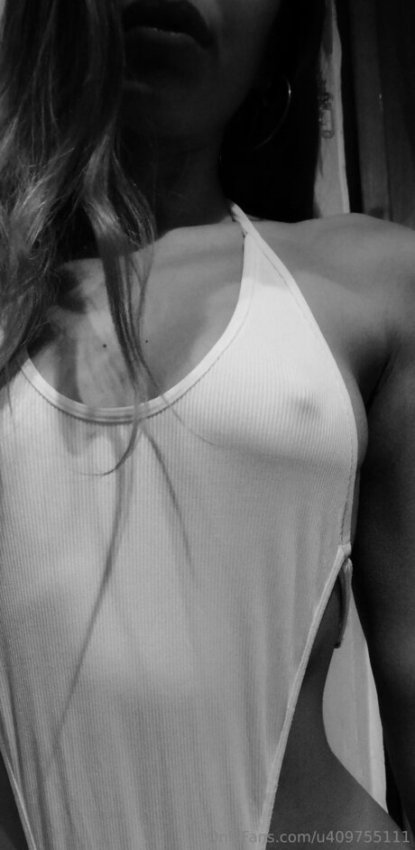 U409755111 étoile sexy galerie