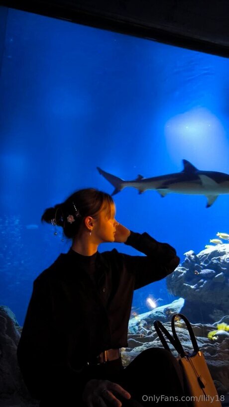 Llily18 actrice exclusive images