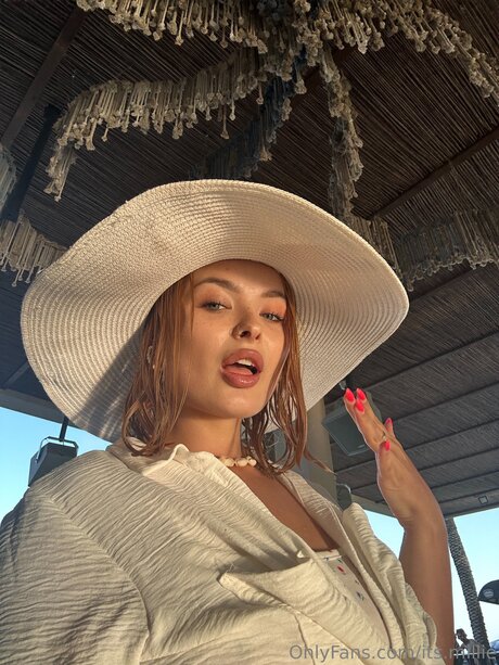 bébé mignon onlyfans joli art des photos