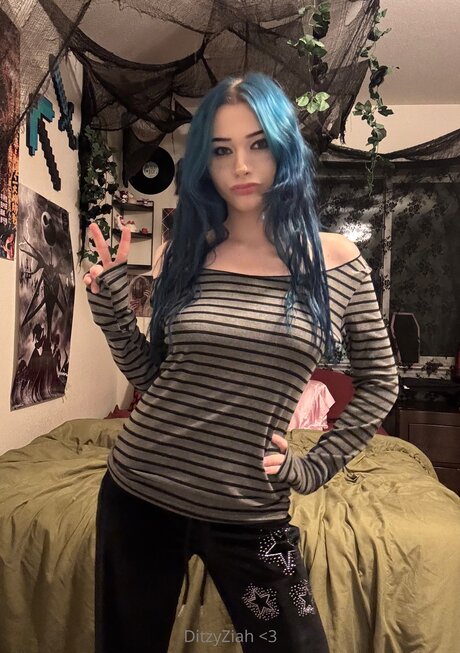 reine de pique onlyfans nu meilleur photo