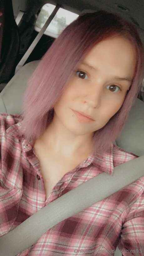 Darkaries93 modèle sexy des photos