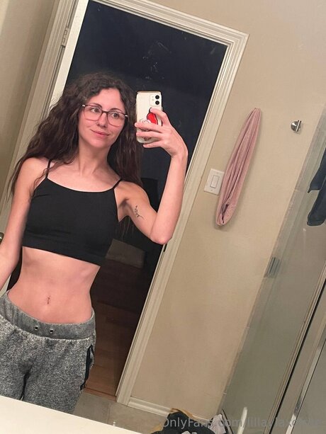 Lillaylaxofree jolie actrice galeries