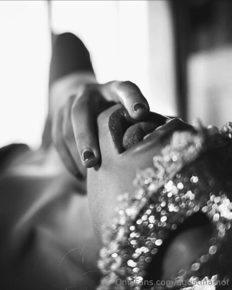 Agustinamof étoile érotique galeries