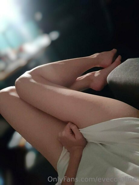 Evecoraline actrice de nus galeries