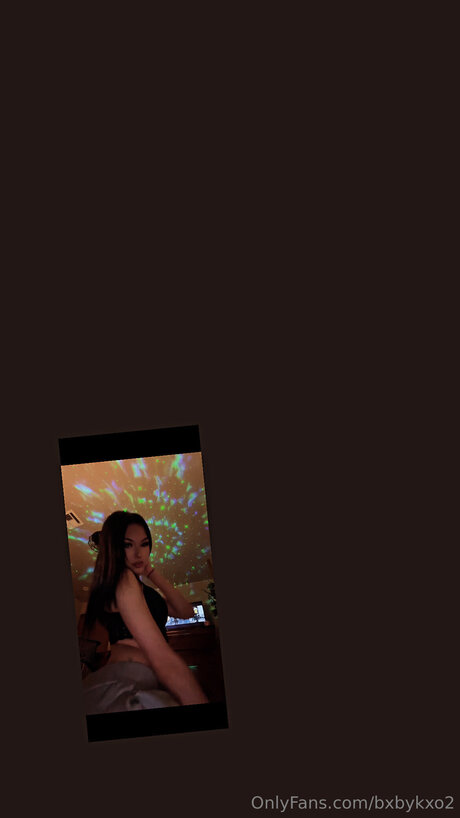 Bxbykxo2 modèle adulte images