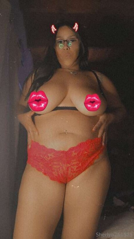 Sherlyn251525 actrice libre des photos