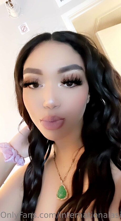 Internationalasia star du porno gratuite images