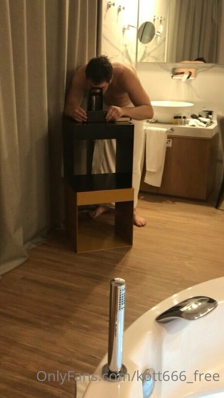 Kott666 Free star du porno en haute qualité archive