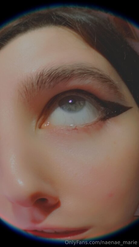 Naenae Marie art modèle galeries