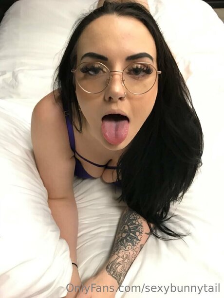 Sexybunnytail star du porno chaud img