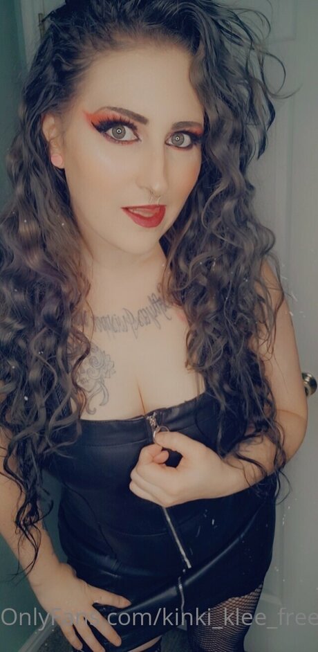 Kinki Klee Free xxx étoile images