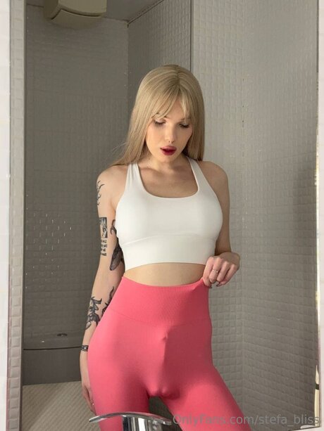 Stefa Bliss star du porno érotique archive