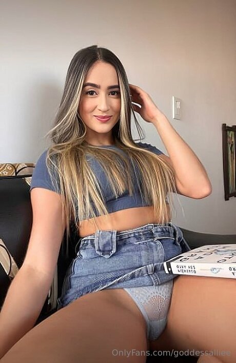 Goddessalliee belle étoile img