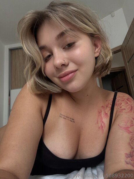 Ivyyxcutie star du porno parfaite photos