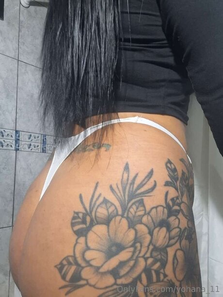 Yohana 11 modèle artistique photo