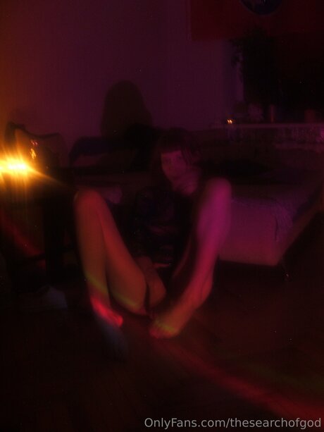 Thesearchofgod beau modèle galerie