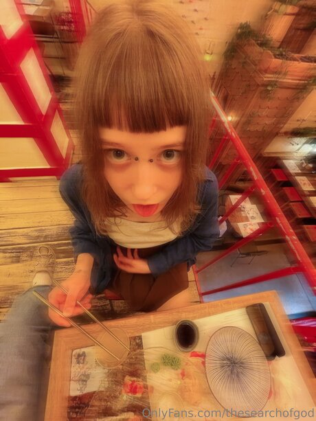 Thesearchofgod star érotique images