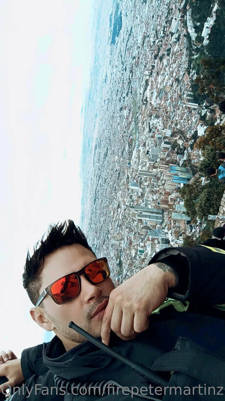 Firemancol modèle artistique photo