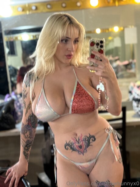 modèles uniquementfans sympa érotique archive